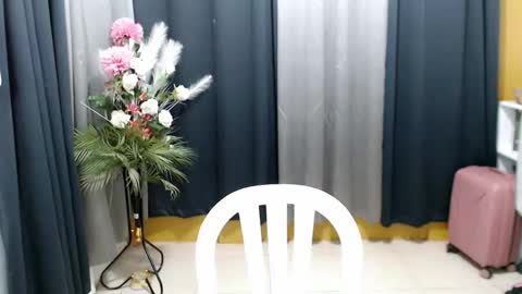 Snapshot of urasiancumgirl_ chatting on May 16, 5:59 am urasiancumgirl_ online show from May 16, 5:59 am