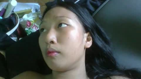 urasiangurl18 online show from November 29, 2:25 am