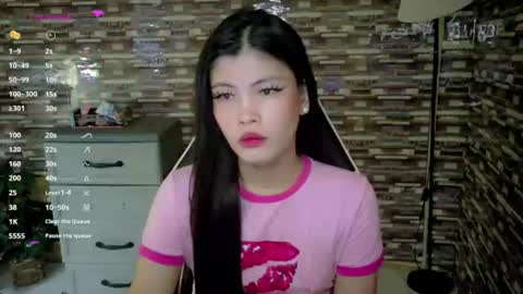 Snapshot of urasianpinayjudyxxx chatting on June 14, 9:33 am urasianpinayjudyxxx online show from June 14, 9:33 am