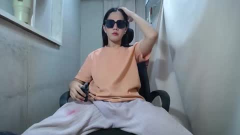 Erika online show from November 21, 5:22 pm