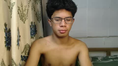 Snapshot of urbbyjosh chatting on December 15, 1:43 pm joshua online show from December 15, 1:43 pm