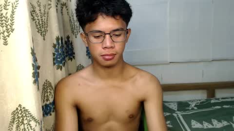 Snapshot of urbbyjosh chatting on December 16, 12:49 pm joshua online show from December 16, 12:49 pm