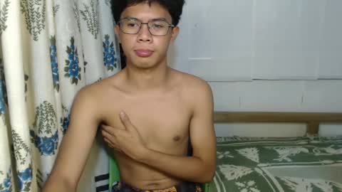 Snapshot of urbbyjosh chatting on January 9, 5:43 pm joshua online show from January 9, 5:43 pm