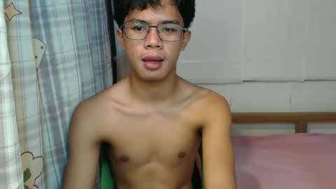 Snapshot of urbbyjosh chatting on January 15, 5:08 am joshua online show from January 15, 5:08 am