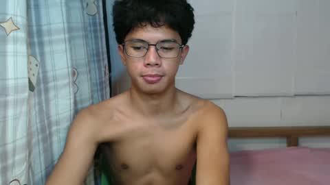 Snapshot of urbbyjosh chatting on January 15, 4:43 pm joshua online show from January 15, 4:43 pm