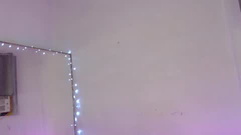 venice online show from February 12, 3:18 pm