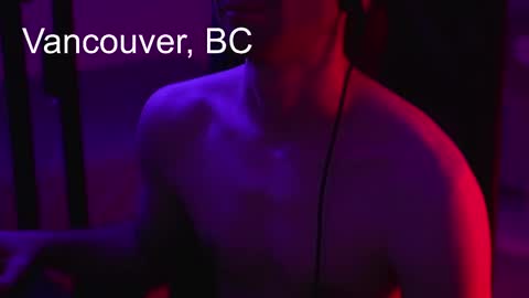 urboytoy_512 online show from November 26, 8:37 am