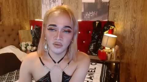 KENDALL online show from January 5, 12:31 pm