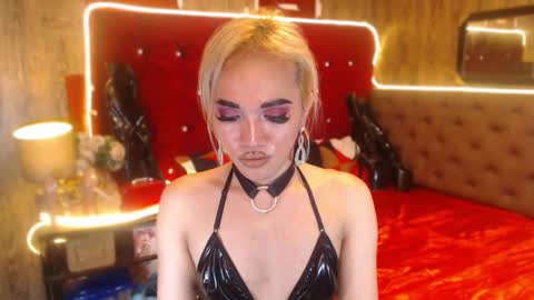 KENDALL online show from January 17, 11:07 pm