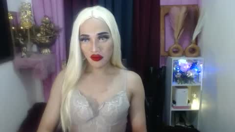 KENDALL online show from March 22, 3:15 pm