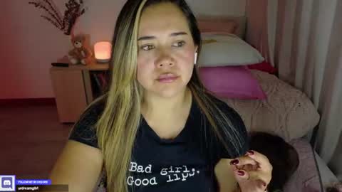 Mia Miller online show from June 21, 2:36 am