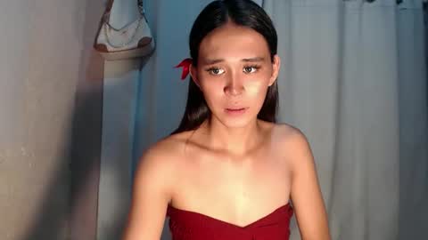 Snapshot of urdreamgirl_stephanie chatting on April 29, 5:30 pm stephanie online show from April 29, 5:30 pm