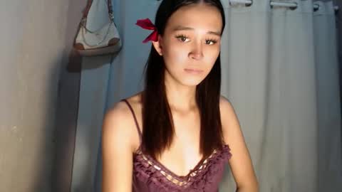 Snapshot of urdreamgirl_stephanie chatting on April 30, 10:54 am stephanie online show from April 30, 10:54 am