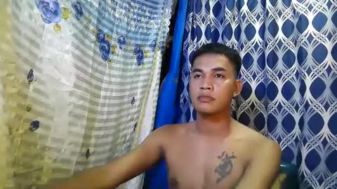 Snapshot of urexotic_cock chatting on January 21, 12:50 pm urexotic_cock online show from January 21, 12:50 pm