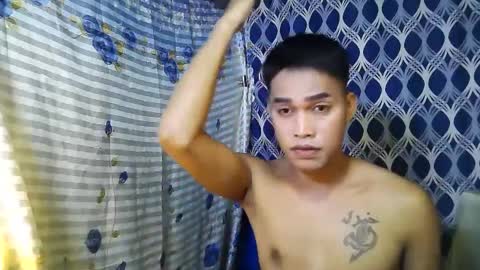 Snapshot of urexotic_cock chatting on January 31, 2:48 am urexotic_cock online show from January 31, 2:48 am