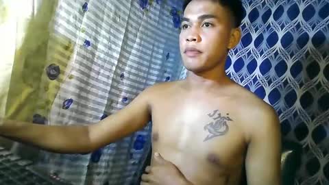 Snapshot of urexotic_cock chatting on February 3, 10:58 am urexotic_cock online show from February 3, 10:58 am