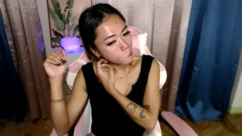 Snapshot of urfantacyjamaica chatting on February 4, 3:36 pm ayumi reacher online show from February 4, 3:36 pm