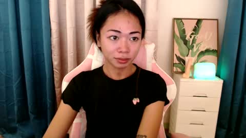 Snapshot of urfantacyjamaica chatting on February 12, 6:19 pm ayumi reacher online show from February 12, 6:19 pm