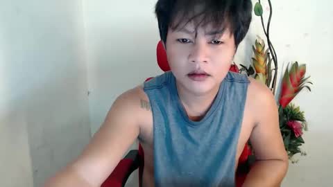 Snapshot of urfeet_jest chatting on April 19, 7:07 am jess online show from April 19, 7:07 am