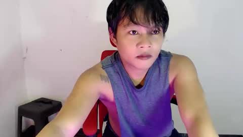 Snapshot of urfeet_jest chatting on April 22, 1:12 pm jess online show from April 22, 1:12 pm