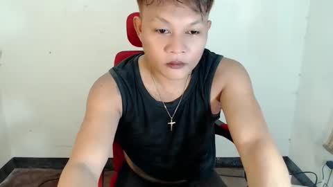 Snapshot of urfeet_jest chatting on April 29, 12:20 pm jess online show from April 29, 12:20 pm