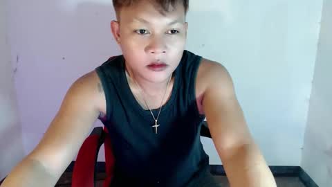 Snapshot of urfeet_jest chatting on April 29, 9:21 pm jess online show from April 29, 9:21 pm