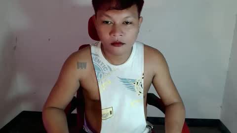 Snapshot of urfeet_jest chatting on May 12, 11:57 pm jess online show from May 12, 11:57 pm