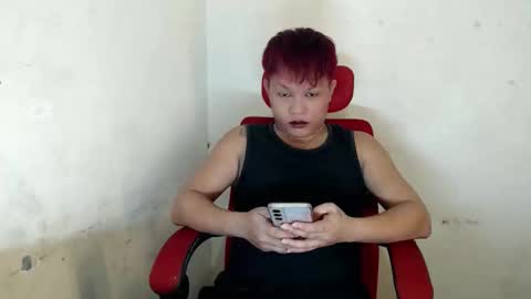 Snapshot of urfeet_jest chatting on May 18, 12:55 pm jess online show from May 18, 12:55 pm