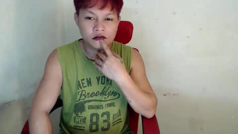 Snapshot of urfeet_jest chatting on May 29, 12:36 pm jess online show from May 29, 12:36 pm