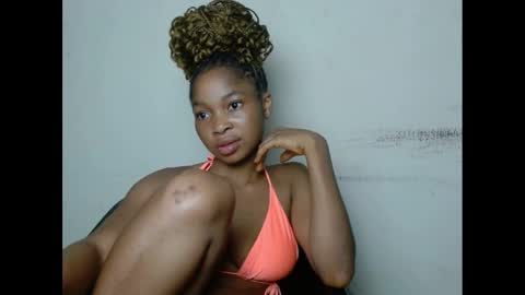 urflirtydoll online show from January 17, 4:39 am