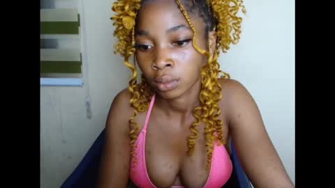 urflirtydoll online show from September 24, 6:11 pm