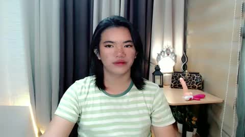 Snapshot of urfuck_slut_toy chatting on September 22, 2:24 am SLUT MAXINE online show from September 22, 2:24 am