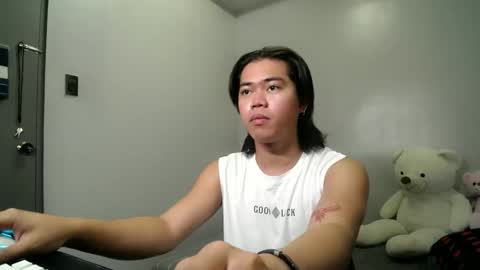 Snapshot of urfuckinghighness chatting on March 24, 12:15 am ask me online show from March 24, 12:15 am