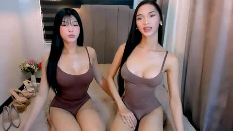 Snapshot of urfynestchina_doll chatting on April 21, 4:19 am Im your doll maica online show from April 21, 4:19 am