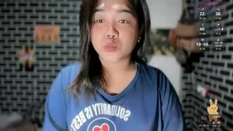 Snapshot of urgirl_dimple chatting on June 22, 7:22 pm Dimple online show from June 22, 7:22 pm