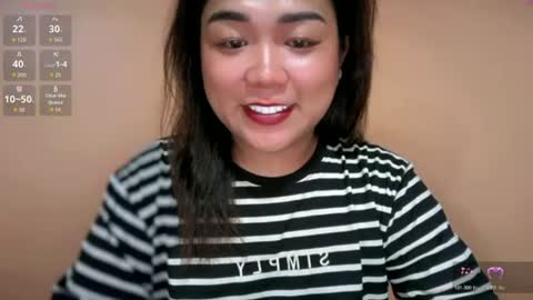Snapshot of urgirl_dimple chatting on July 9, 7:12 am Dimple online show from July 9, 7:12 am