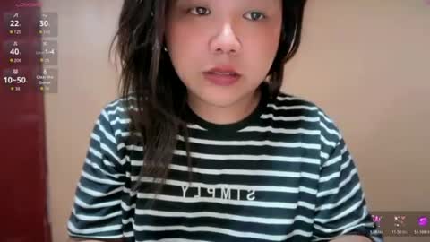 Snapshot of urgirl_dimple chatting on July 9, 8:35 pm Dimple online show from July 9, 8:35 pm