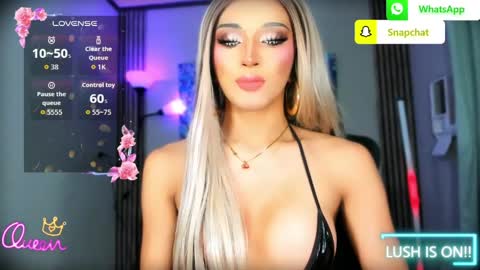 Snapshot of urgoddess_bella chatting on May 23, 2:17 am My bella 3 online show from May 23, 2:17 am