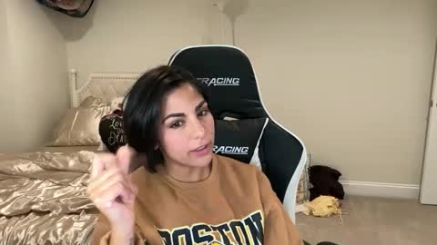 Goddess Marla online show from January 8, 1:19 am