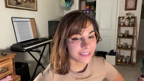 Snapshot of urgoddessmarla chatting on August 3, 1:37 am Goddess Marla online show from August 3, 1:37 am