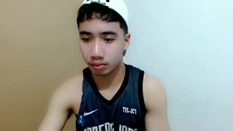 Snapshot of urguy_habibi chatting on March 29, 2:44 am Bib online show from March 29, 2:44 am