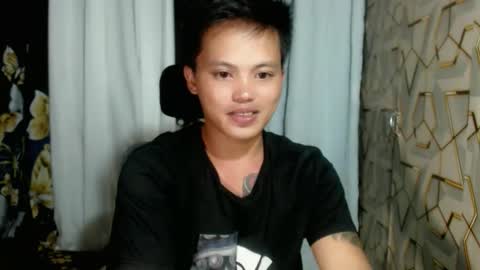 Snapshot of urhot_fucker13 chatting on May 9, 10:20 am JUST CALL MY NAME jayrus online show from May 9, 10:20 am