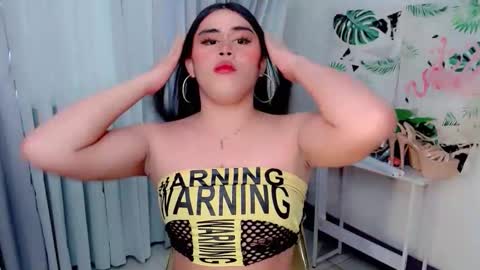 Snapshot of urhotdexie69 chatting on September 13, 12:32 am urhotdexie69 online show from September 13, 12:32 am