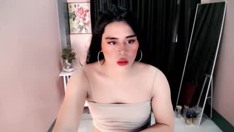 Snapshot of urhotdexie69 chatting on October 2, 3:35 am urhotdexie69 online show from October 2, 3:35 am