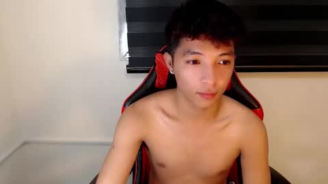 Ethan online show from November 7, 5:02 pm