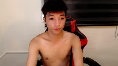 Ethan online show from November 14, 5:55 pm