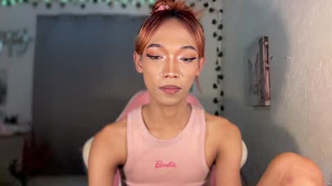 Snapshot of urhotfemboi_jayjay chatting on July 13, 5:27 pm itsjayjay online show from July 13, 5:27 pm