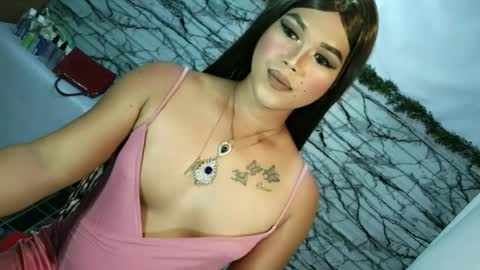urhotfucker_eric online show from June 15, 2:47 am