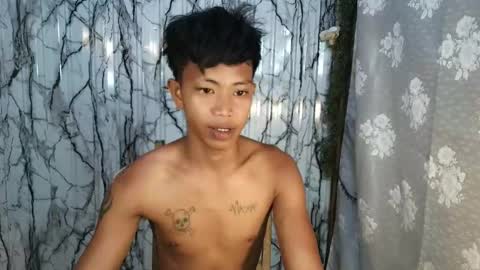 urhotfucker_fred online show from April 3, 12:30 am