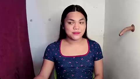urhottie_bella online show from December 4, 2:32 am